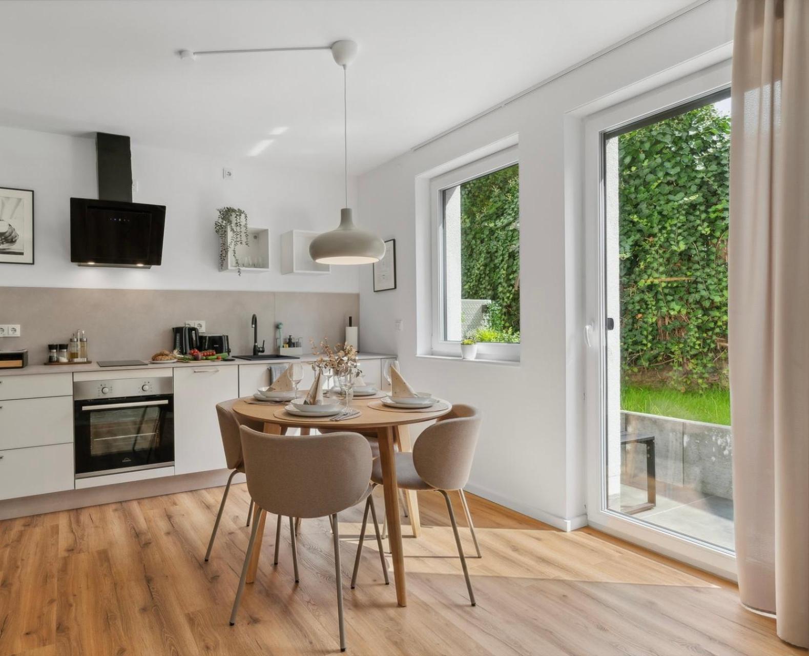Deluxe Apartment In Bielefeld City Mit Parkplatz Und Terrasse Exterior foto